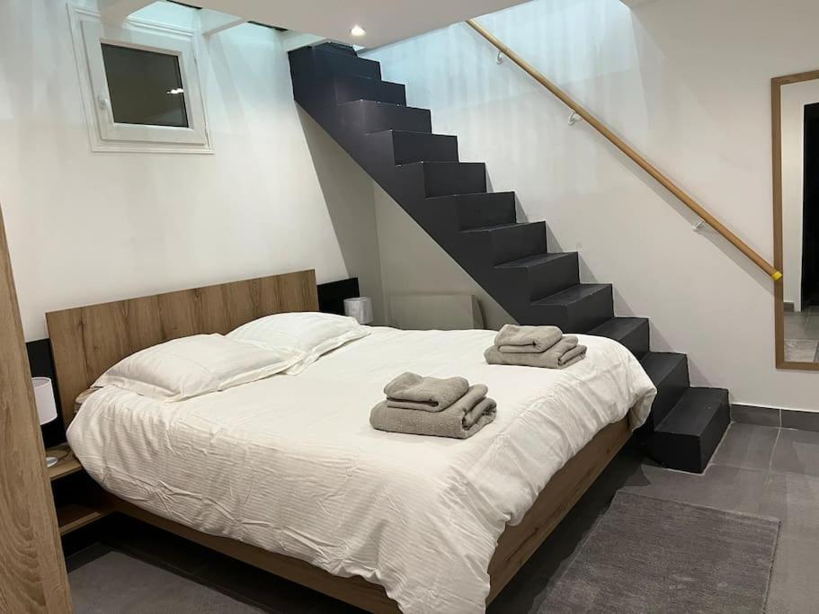 Apartament 3 Pieces Au Calme Avec 1 Acces Independant Paryż Zewnętrze zdjęcie